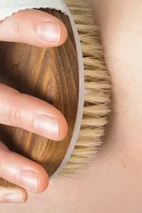 Doğal Kıllı Vücut Fırçası